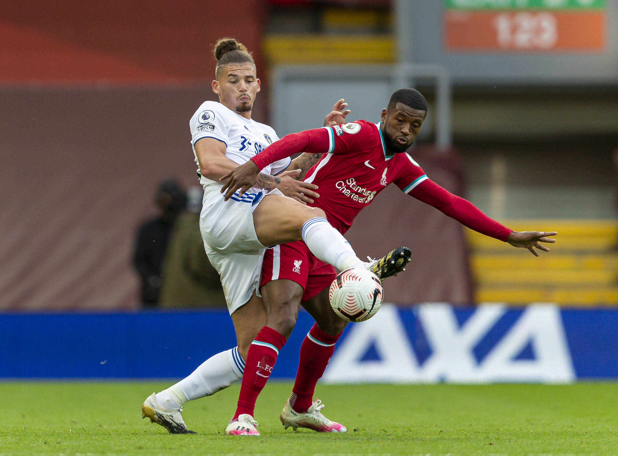 庭生活的发 庭生活的发